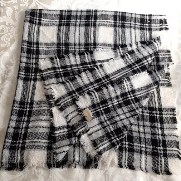 Heritage Print Blanket Scarf. Black White Oversized Plaid Scarf ModCloth Wrap - Picture 5 of 11